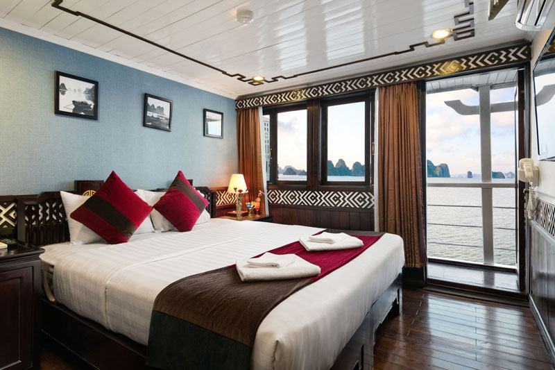 Deluxe Cabins – Legend Cruise